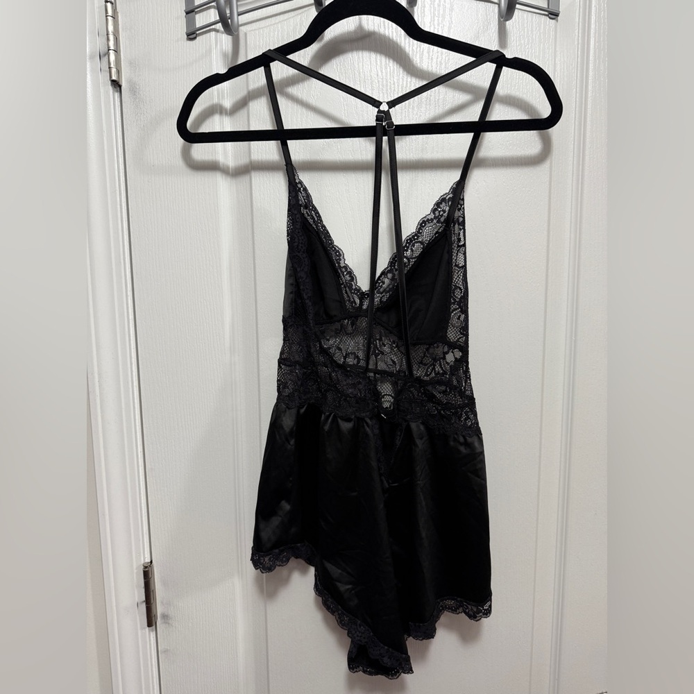 Forever 21 Black Lace Satin Lingerie Romper Teddy Sleepwear Women’s Size Small - Picture 2 of 15